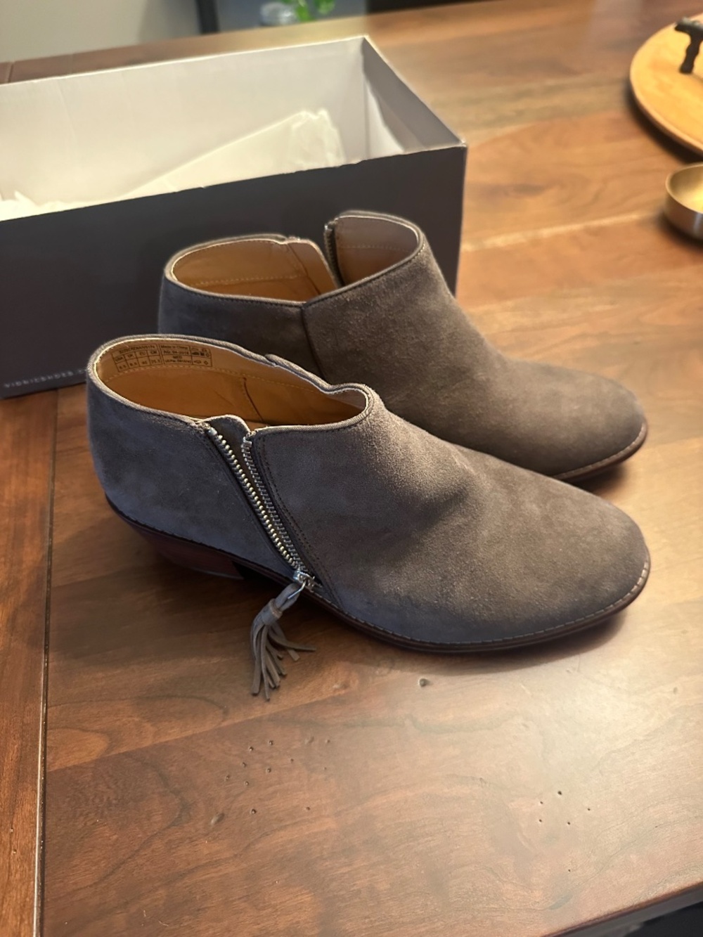 Vionic booties - Picture 2 of 5